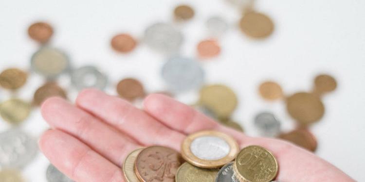 Invest Wisely and Earn More With These Awesome Tips