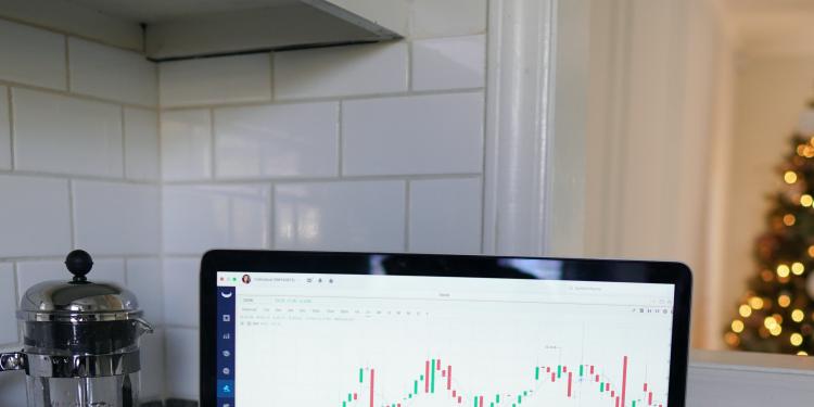 The Ultimate Guide to Learn About Investing